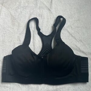 Victoria’s Secret Kockout front close sports bra - Size 36B